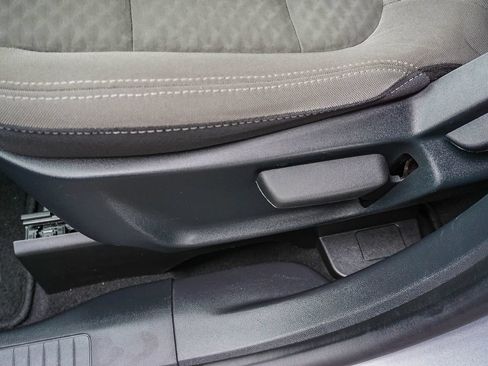 Used 2022 Ford Escape SE FWD image 20