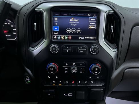Used 2020 Chevrolet Silverado 1500 LT Trail Boss AWD/4WD image 22