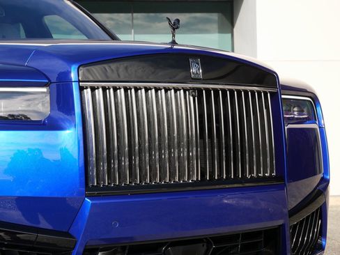 New 2026 Rolls-Royce Cullinan Black Badge image 7