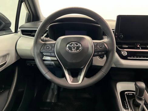 Used 2026 Toyota Corolla SE FWD image 12