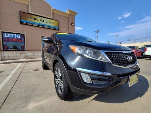 Used 2016 Kia Sportage EX w/ EX Premium Package FWD image 2