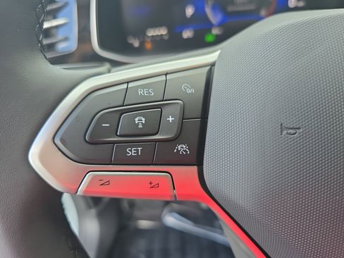 New 2025 Volkswagen Jetta SE image 17