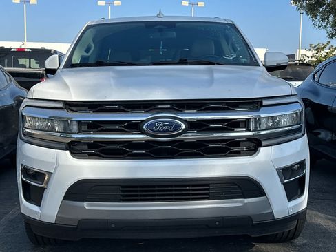 Certified 2024 Ford Expedition Max Limited RWD image 2