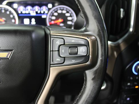Used 2020 Chevrolet Silverado 1500 High Country image 12