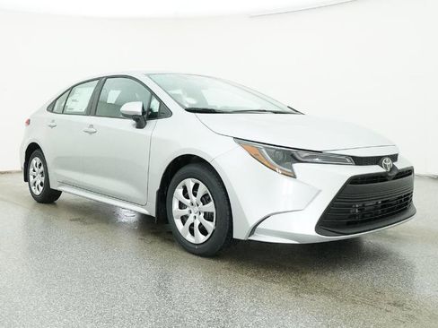 New 2026 Toyota Corolla LE image 30
