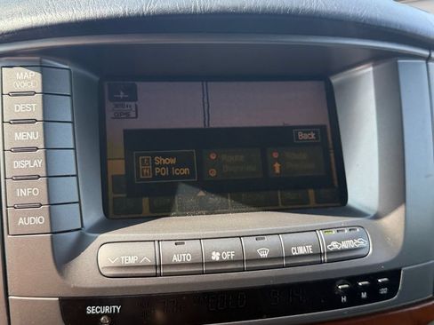 Used 2004 Lexus LX 470 4WD image 27
