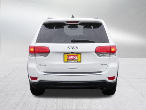 Used 2018 Jeep Grand Cherokee Limited AWD/4WD image 6