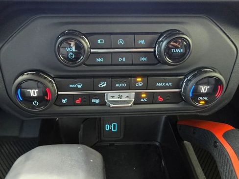 Used 2025 Ford Bronco Stroppe Edition AWD/4WD image 38
