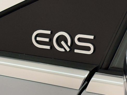 Certified 2023 Mercedes-Benz EQS 450+ 4MATIC Sedan w/ AMG Line Exterior Package image 31
