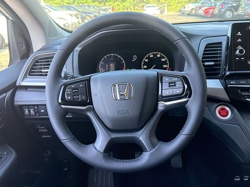New 2026 Honda Odyssey EX-L image 11