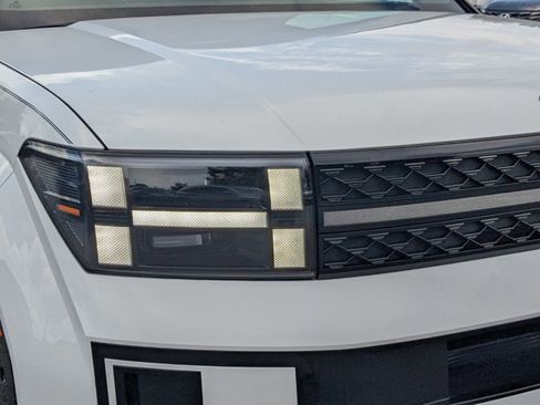 Certified 2025 Hyundai Santa Fe Calligraphy image 9