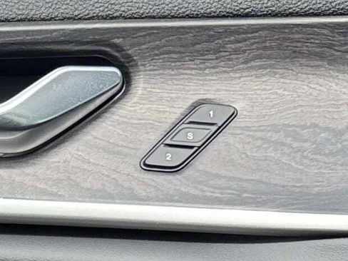 New 2025 Jeep Grand Cherokee L Limited w/ Black Appearance Package image 40