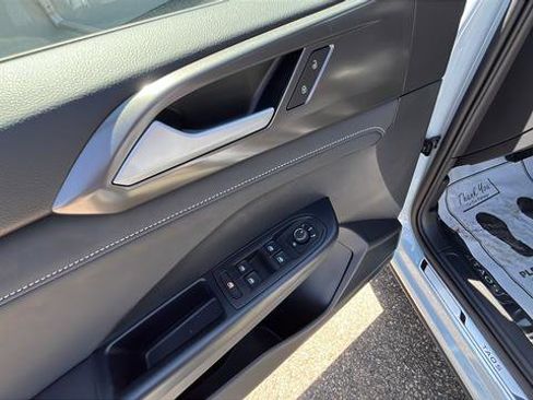 New 2026 Volkswagen Taos SE AWD/4WD image 29