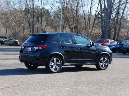 Used 2025 Mitsubishi Outlander Sport ES image 5
