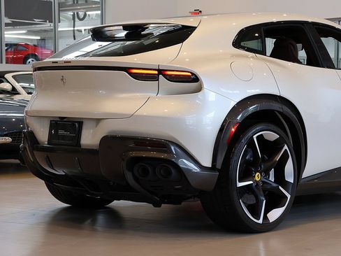 Certified 2025 Ferrari Purosangue AWD/4WD image 26