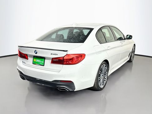Used 2019 BMW 540i w/ M Sport Package RWD image 10
