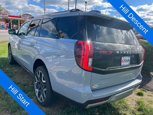 New 2025 Ford Expedition Max Platinum w/ Platinum Ultimate Package image 31