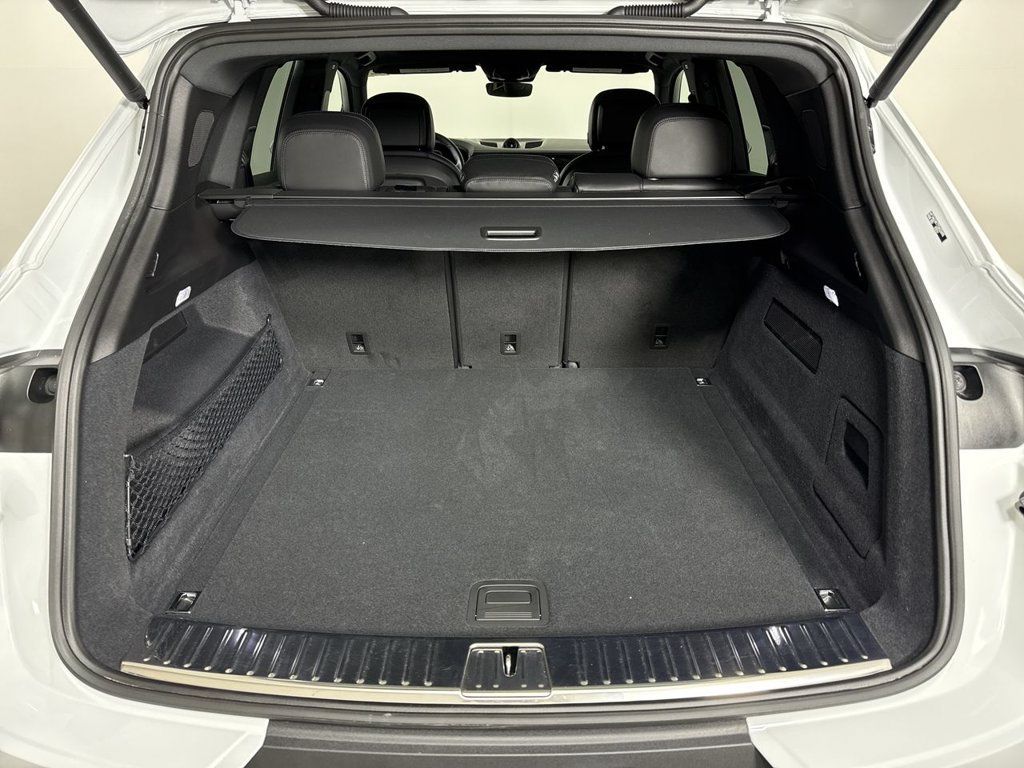 Certified 2026 Porsche Cayenne AWD/4WD image 21
