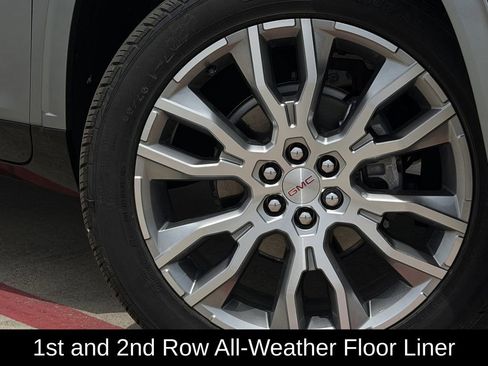 New 2026 GMC Acadia Denali w/ Super Cruise Package FWD image 10