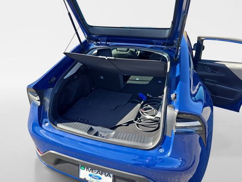 Used 2025 Toyota Prius Plug-In Hybrid image 21