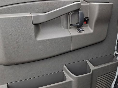 Used 2020 Chevrolet Express 2500 Work Van w/ Driver Convenience Package image 15