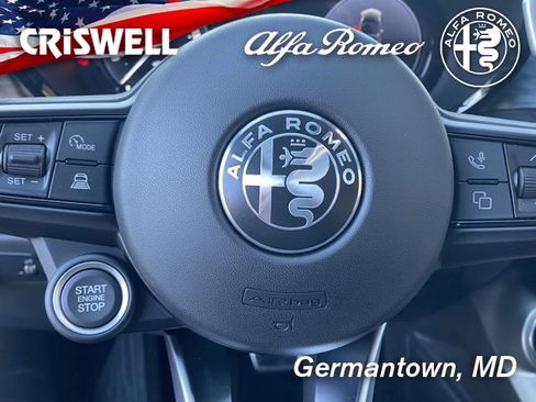 New 2024 Alfa Romeo Tonale Veloce image 24