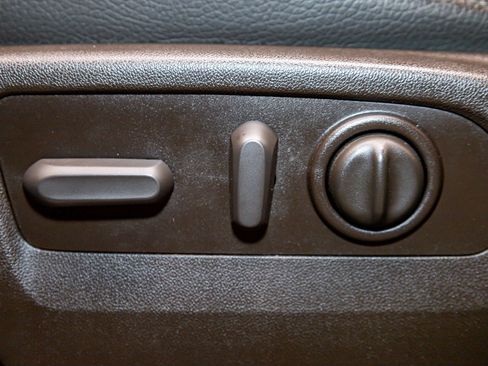 Used 2021 GMC Sierra 1500 Denali w/ Denali Premium Package image 20