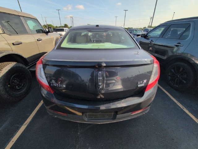 Used 2014 Lincoln MKS AWD image 3