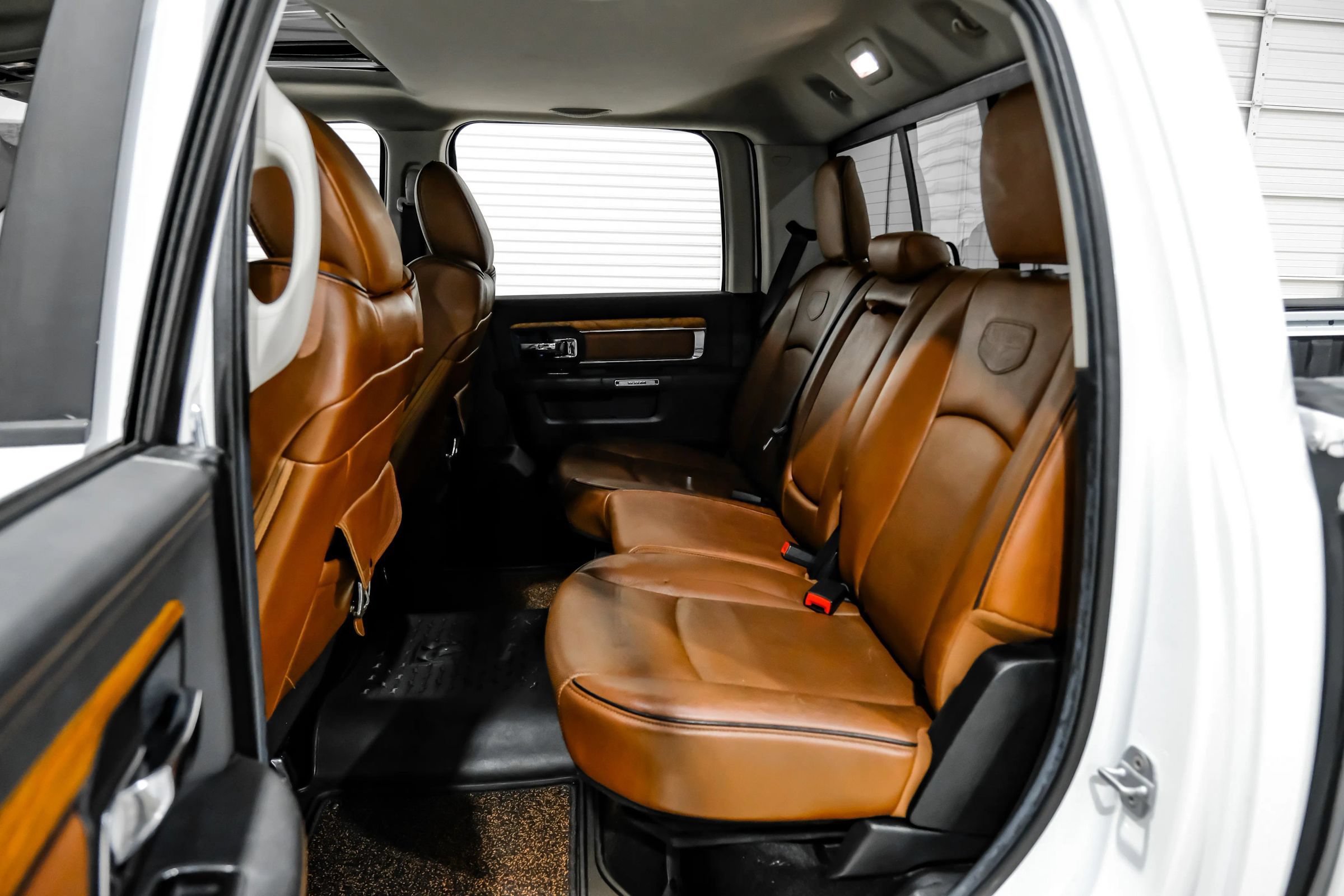 Used 2014 RAM 1500 Laramie Longhorn w/ Convenience Group AWD/4WD image 55