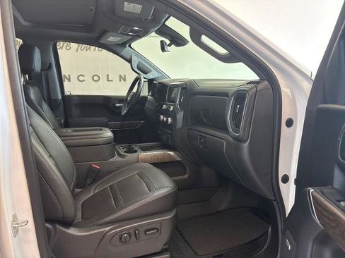 Used 2021 GMC Sierra 1500 Denali w/ Denali Ultimate Package AWD/4WD image 6