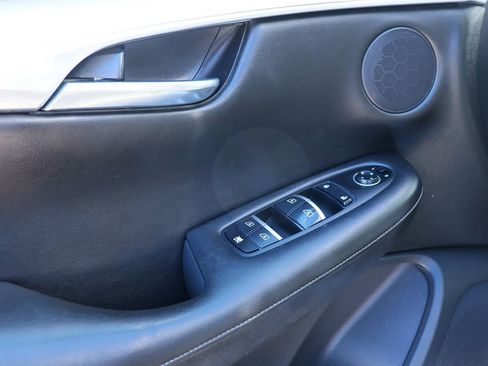 Used 2019 INFINITI QX50 Luxe w/ Cargo Package image 38