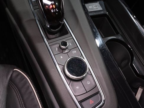 Used 2023 Cadillac Escalade Sport AWD/4WD image 27