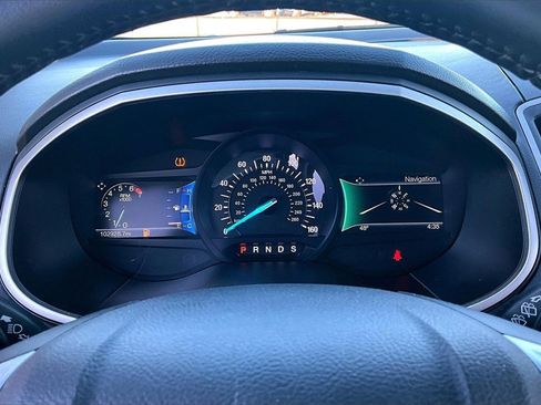 Used 2017 Ford Edge SEL w/ Equipment Group 201A image 21