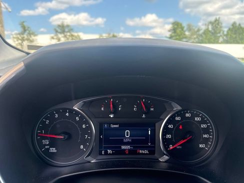 Used 2024 Chevrolet Equinox LT FWD image 14