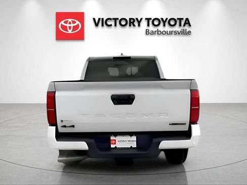 New 2025 Toyota Tacoma TRD Sport image 7