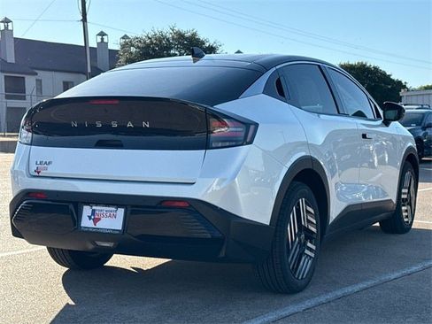 New 2026 Nissan Leaf SV+ w/ Protection Package image 9