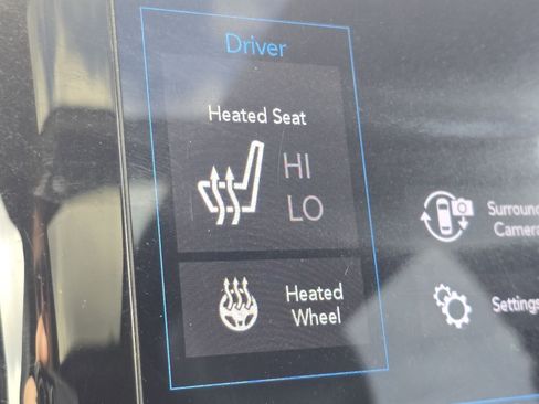 Used 2020 Chrysler Pacifica Touring-L image 5