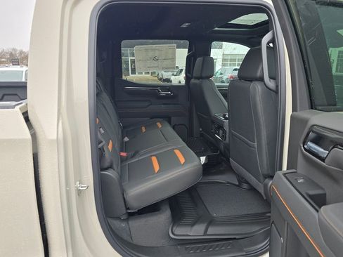 New 2026 GMC Sierra 1500 AT4 w/ AT4 Premium Package image 32