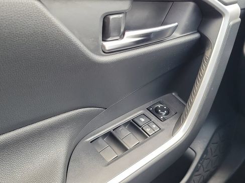 Used 2019 Toyota RAV4 XLE w/ All Weather Liner Package AWD/4WD image 20