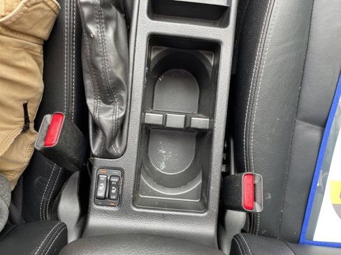Used 2013 Subaru Crosstrek 2.0i Limited AWD/4WD image 11