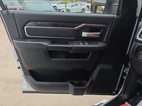 Used 2024 RAM 2500 Big Horn w/ Bed Utility Group image 30