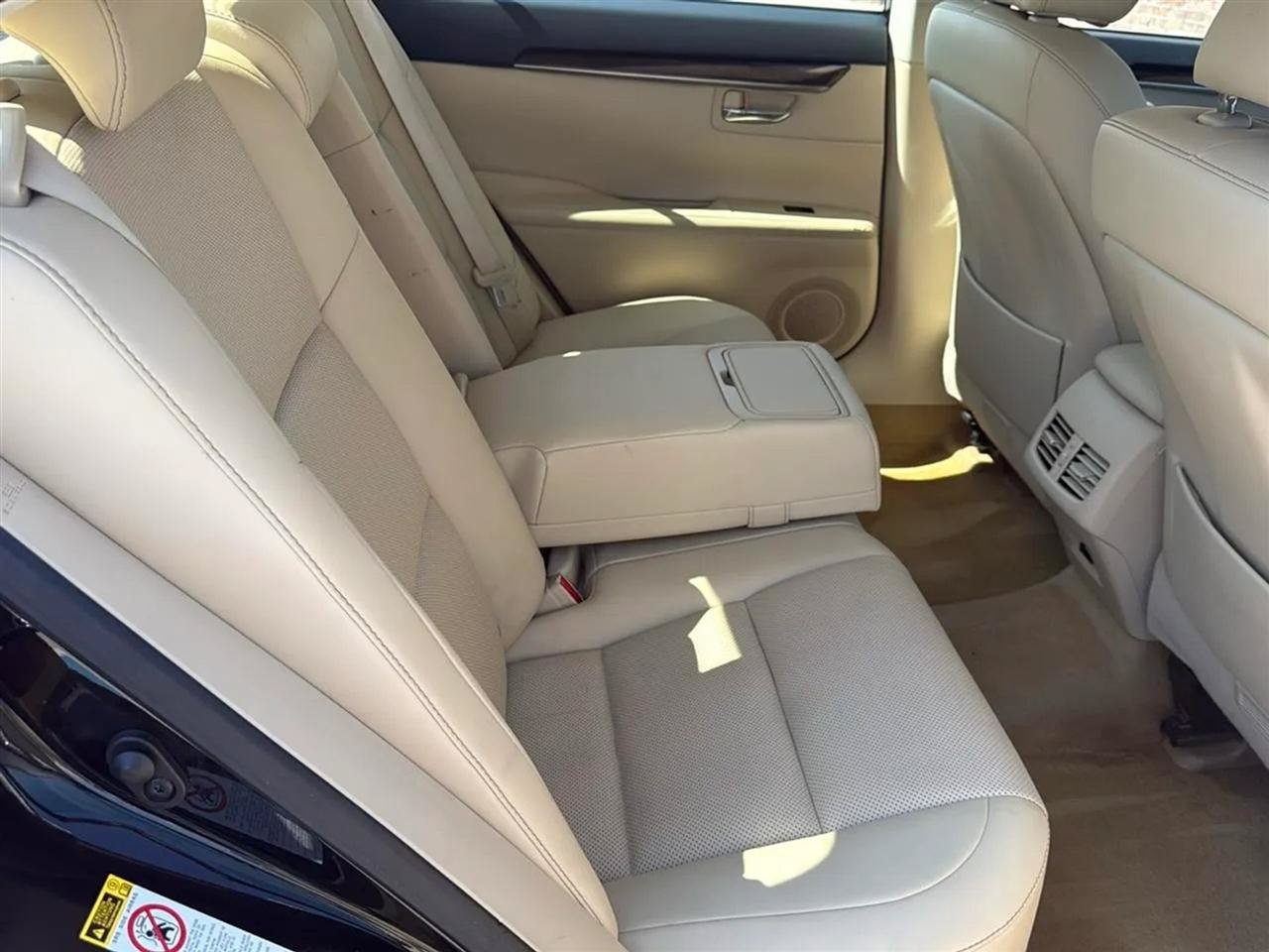 Used 2014 Lexus ES 350 w/ Premium Package FWD image 47