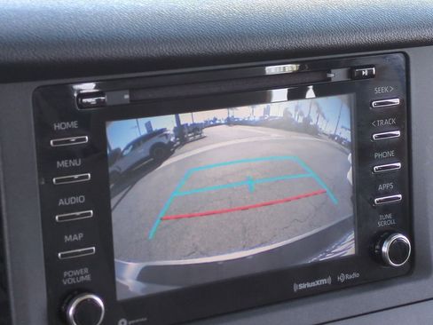 Used 2020 Toyota Sienna LE image 14