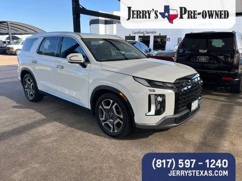 Used 2023 Hyundai Palisade SEL w/ Premium Package AWD/4WD image 2