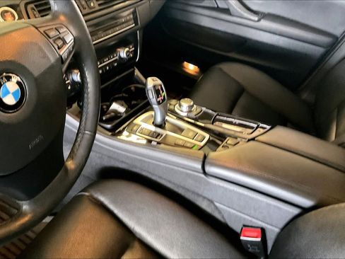 Used 2012 BMW 535i xDrive Sedan AWD/4WD image 14