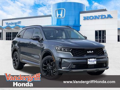 Used 2023 Kia Sorento SX AWD/4WD image 1
