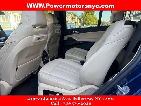 Used 2021 BMW X7 xDrive40i w/ M Sport Package AWD/4WD image 24