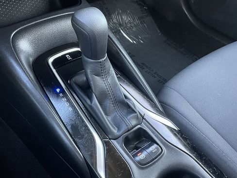 Used 2021 Toyota Corolla LE w/ Carpet Mat Package (TMS) image 25