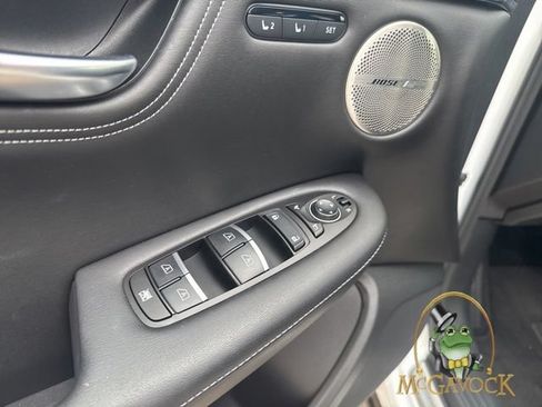 Used 2023 INFINITI QX55 Sensory w/ Lighting Package AWD/4WD image 12