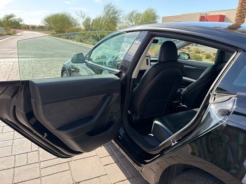 Used 2023 Tesla Model 3 Standard Range RWD image 10